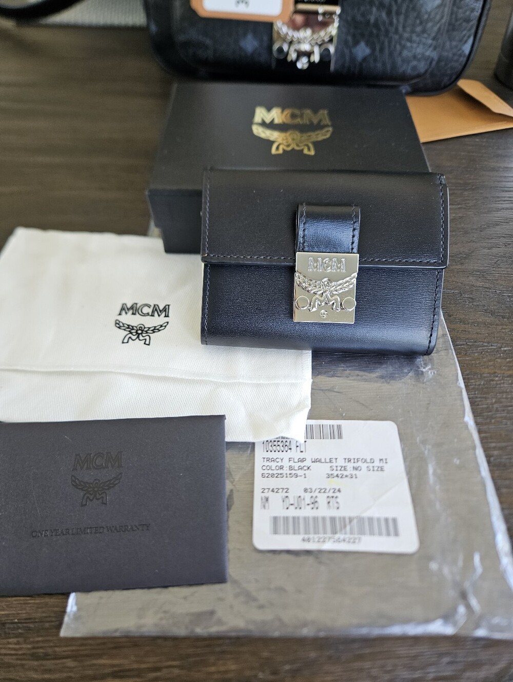 MCM NWT Tracy Black Leather Bag with NWT Tracy Wallet - Picture 8 of 13